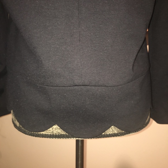 Kate Spade Ponte Scallop Crop Long Sleeve Black Top. Size 10. - Picture 14 of 17